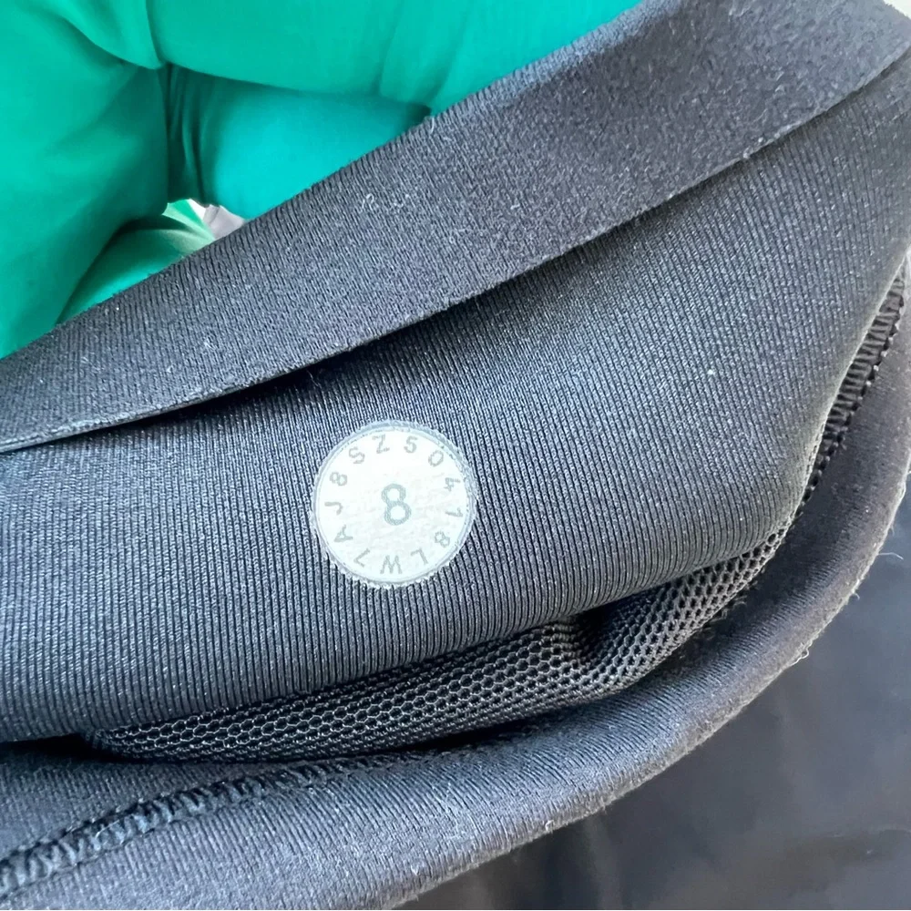 Lululemon Shorts High Rise Women’s Size 4 - Picture 7 of 7